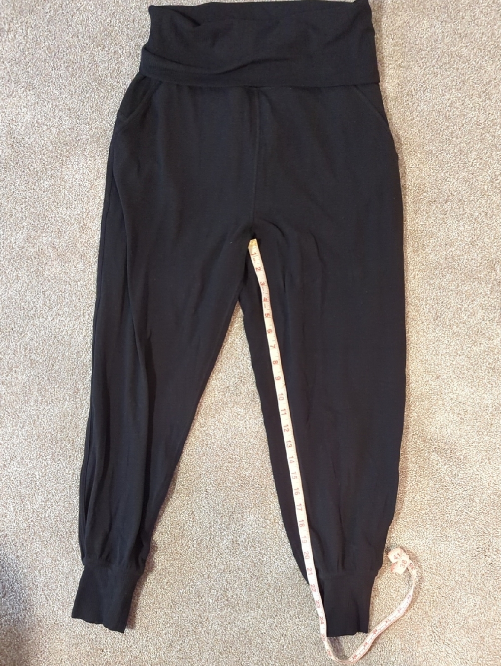 lululemon athletica Women's Black High Rise Joggers 8